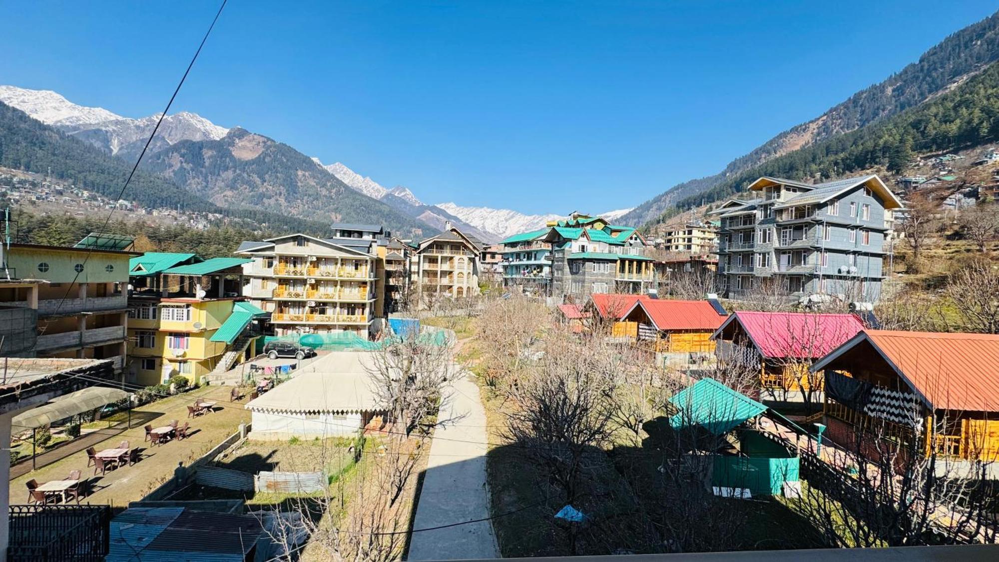 The Midnight Garden Manali Hotel Exterior photo
