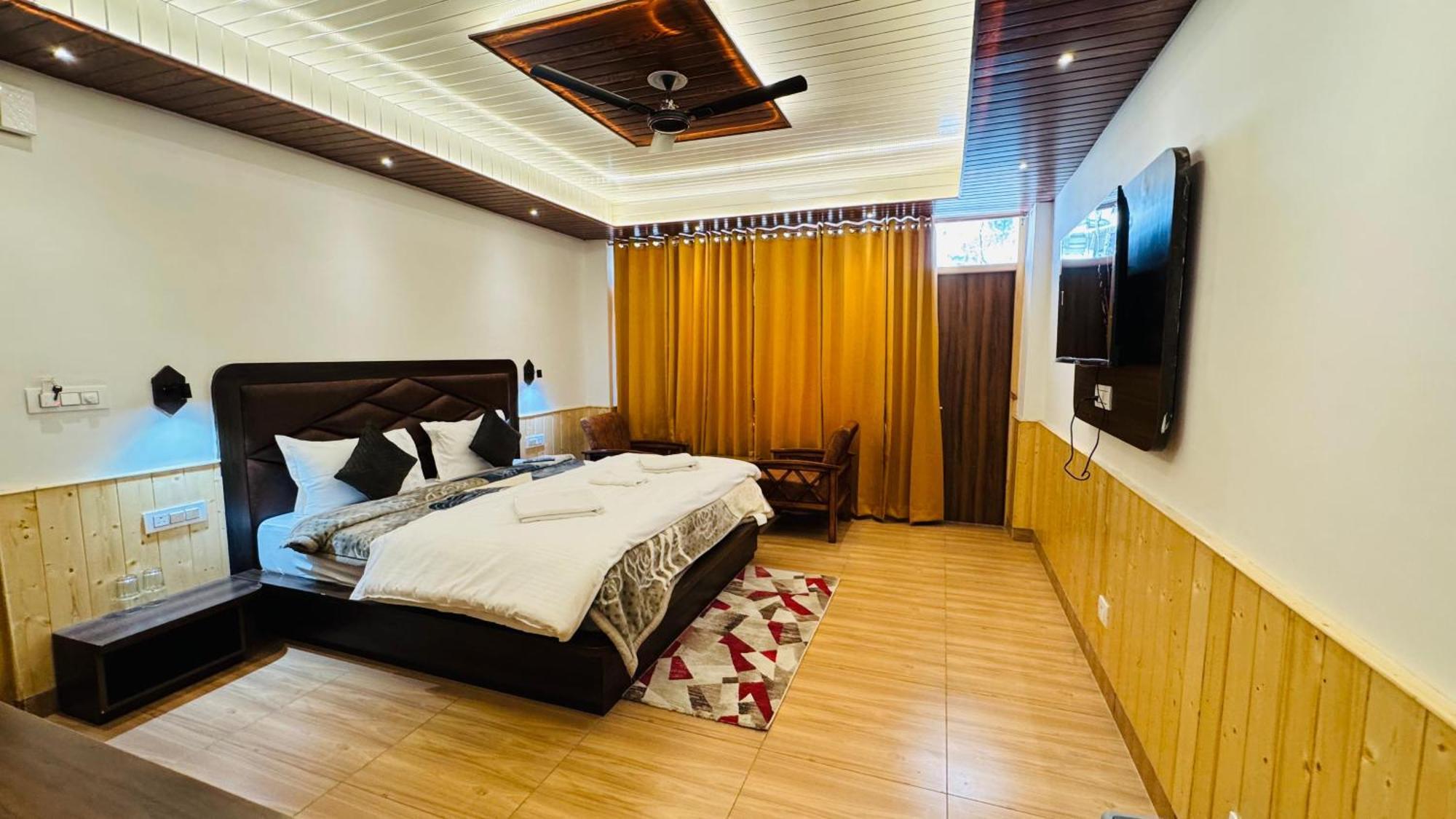 The Midnight Garden Manali Hotel Exterior photo